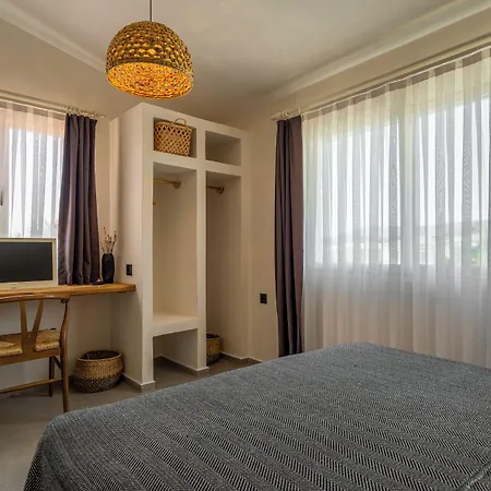 Art Hotel 2*